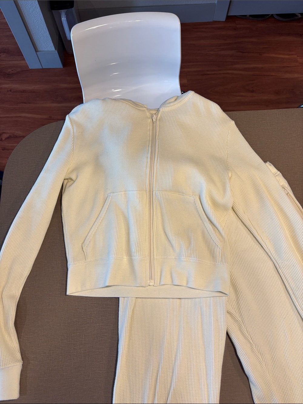 SKIMS Waffle-Knit Zip Hoodie & Matching Pants - Soft Cream. Top - M. Bottom - S